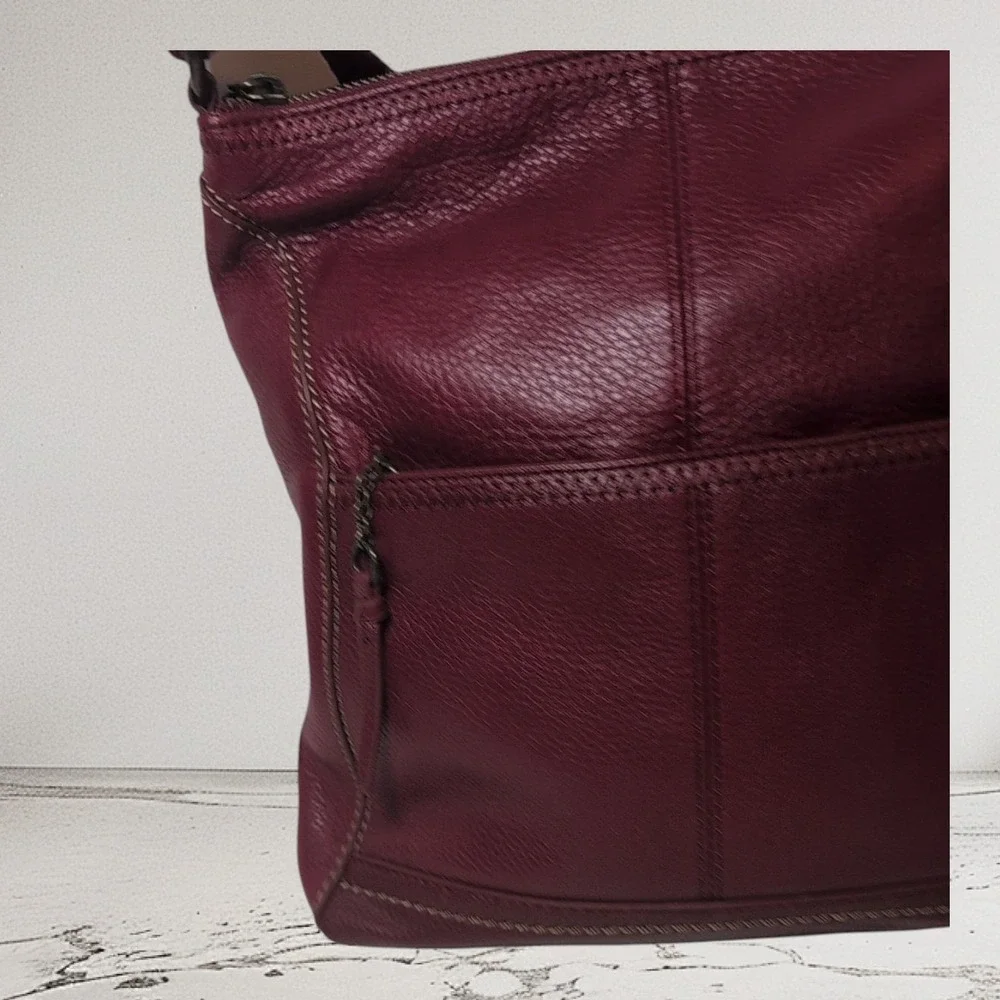 The Sak Genuine Red Leather Crossbody Handbag Tan Stitching‎ Vibrant Lining